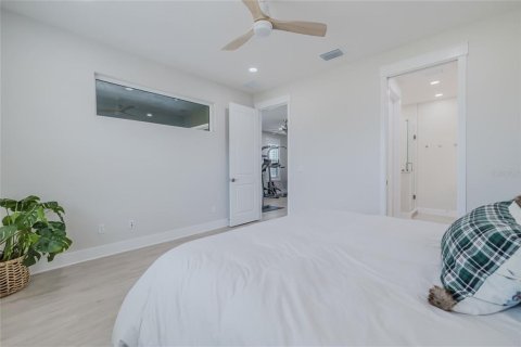 Townhouse in New Smyrna Beach, Florida 4 bedrooms, 204.66 sq.m. № 1563963 - photo 17