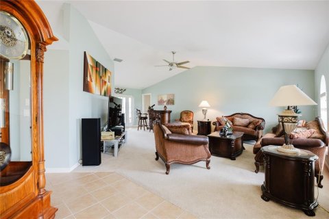 Villa ou maison à vendre à Punta Gorda, Floride: 3 chambres, 222.22 m2 № 2201256 - photo 7