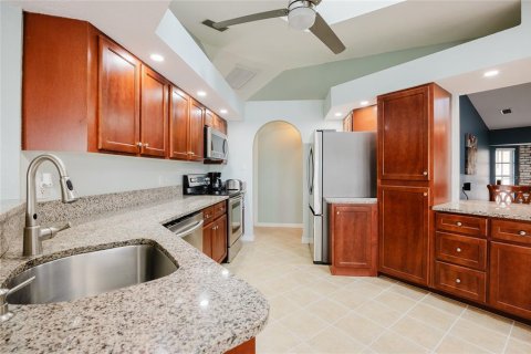Villa ou maison à vendre à Punta Gorda, Floride: 3 chambres, 222.22 m2 № 2201256 - photo 12