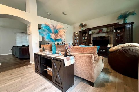 House in Valrico, Florida 4 bedrooms, 213.49 sq.m. № 2116855 - photo 4
