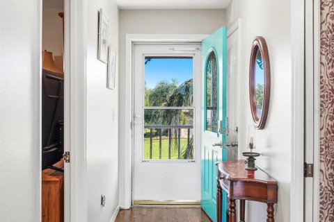 Villa ou maison à vendre à Punta Gorda, Floride: 2 chambres, 140.47 m2 № 2273196 - photo 7