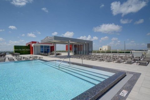 Copropriété à vendre à Hollywood, Floride: 2 chambres, 78.32 m2 № 1861515 - photo 13
