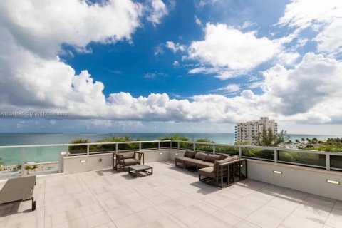 Copropriété à vendre à Hollywood, Floride: 2 chambres, 78.32 m2 № 1861515 - photo 6
