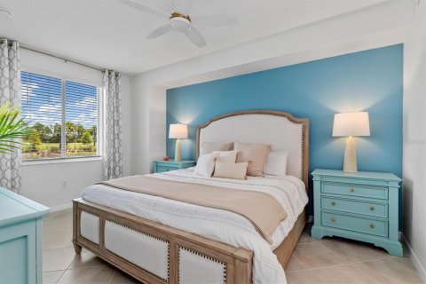 Condo in Venice, Florida, 2 bedrooms in WELLEN PARK  № 1801537 - photo 18