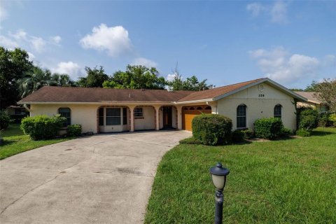Villa ou maison à Daytona Beach, Floride 3 chambres, 148.83 m2 № 2266733