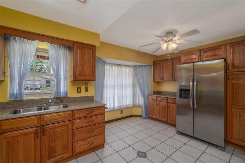 Villa ou maison à vendre à Daytona Beach, Floride: 3 chambres, 148.83 m2 № 2266733 - photo 11