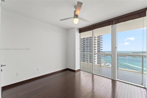 Condominio en venta en Miami Beach, Florida, 3 dormitorios, 200.48 m2 № 1865238 - foto 25