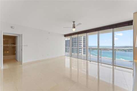 Condominio en venta en Miami Beach, Florida, 3 dormitorios, 200.48 m2 № 1865238 - foto 5