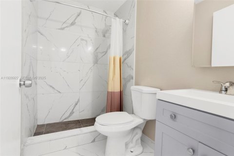 Condominio en venta en Deerfield Beach, Florida, 2 dormitorios, 65.87 m2 № 1987532 - foto 27