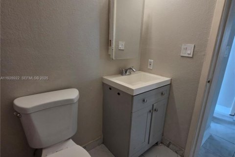 Купить кондоминиум в Дирфилд-Бич, Флорида 2 спальни, 65.87м2, № 1987532 - фото 6