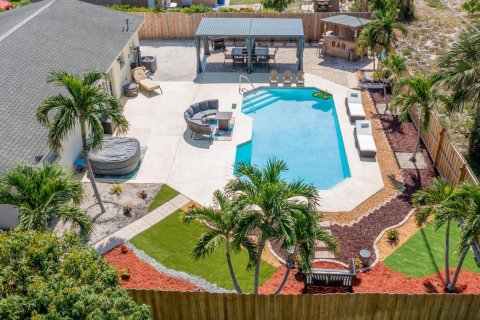 Villa ou maison à Lantana, Floride 4 chambres, 134.52 m2 № 2309732