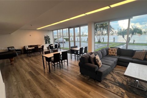 Купить кондоминиум в Норт-Майами-Бич, Флорида 2 спальни, 112.69м2, № 1942541 - фото 6