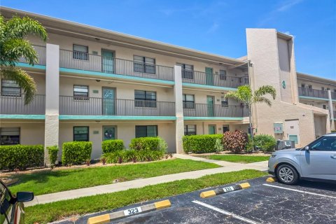 Condo in Punta Gorda, Florida, 2 bedrooms № 2215506