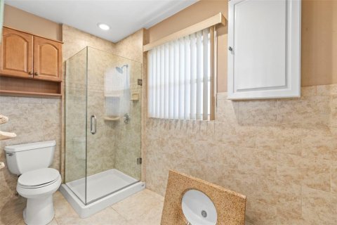 Casa en venta en Indian Rocks Beach, Florida, 2 dormitorios, 65.22 m2 № 1737076 - foto 24