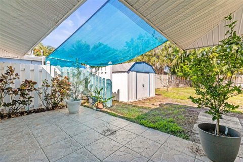 Casa en venta en Indian Rocks Beach, Florida, 2 dormitorios, 65.22 m2 № 1737076 - foto 27