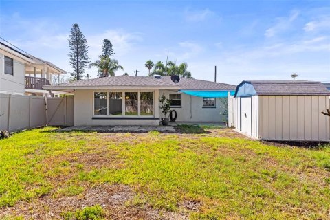 Casa en venta en Indian Rocks Beach, Florida, 2 dormitorios, 65.22 m2 № 1737076 - foto 30