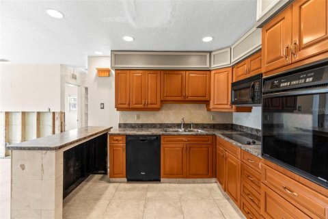 Casa en venta en Indian Rocks Beach, Florida, 2 dormitorios, 65.22 m2 № 1737076 - foto 20