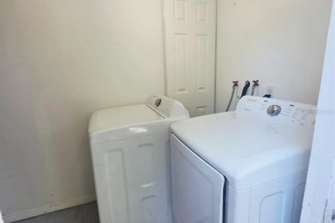 Villa ou maison à louer à Tampa, Floride: 3 chambres, 81.38 m2 № 2416548 - photo 23