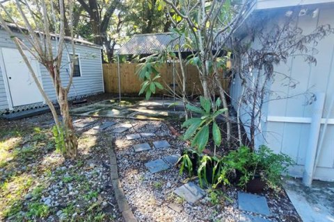 Villa ou maison à louer à Tampa, Floride: 3 chambres, 81.38 m2 № 2416548 - photo 22