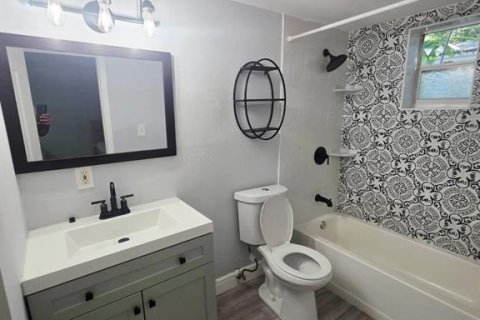 Villa ou maison à louer à Tampa, Floride: 3 chambres, 81.38 m2 № 2416548 - photo 17