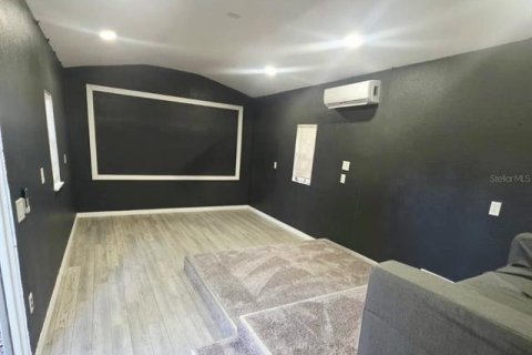 Villa ou maison à louer à Tampa, Floride: 3 chambres, 81.38 m2 № 2416548 - photo 20