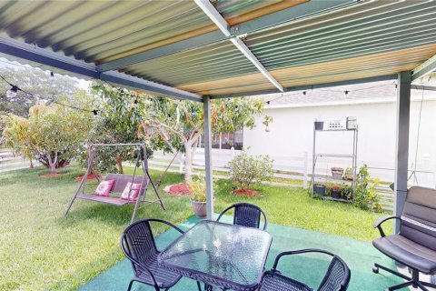 Casa en venta en Kissimmee, Florida, 3 dormitorios, 152.55 m2 № 1750680 - foto 27