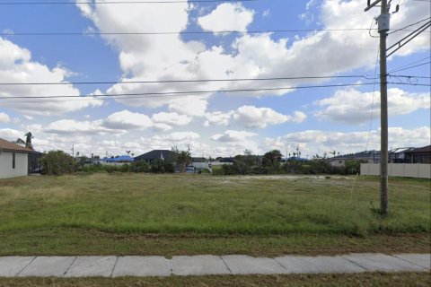 Immobilier commercial à Cape Coral, Floride № 2259692