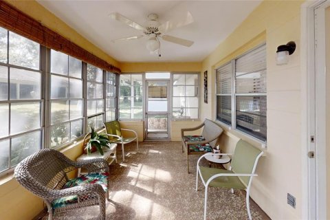 Villa ou maison à louer à Ocala, Floride: 2 chambres, 127.18 m2 № 2421595 - photo 10