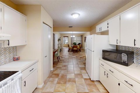 Villa ou maison à louer à Ocala, Floride: 2 chambres, 127.18 m2 № 2421595 - photo 8