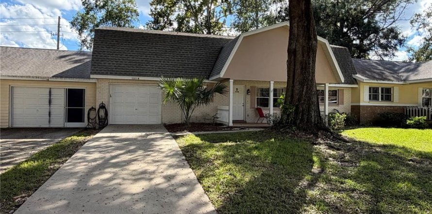 Villa ou maison à Ocala, Floride 2 chambres, 127.18 m2 № 2421595