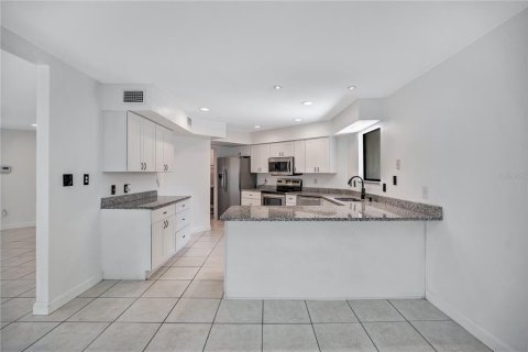 Touwnhouse à vendre à Casselberry, Floride: 2 chambres, 164.25 m2 № 2197005 - photo 10