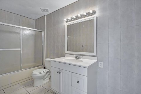 Touwnhouse à vendre à Casselberry, Floride: 2 chambres, 164.25 m2 № 2197005 - photo 19