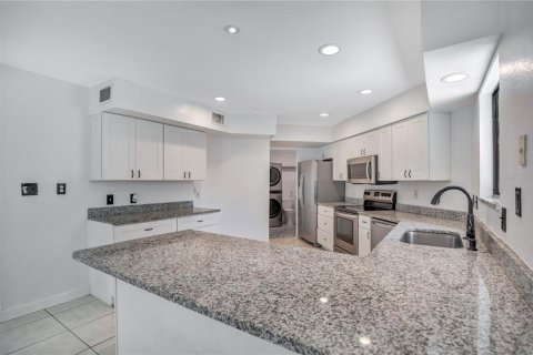 Touwnhouse à vendre à Casselberry, Floride: 2 chambres, 164.25 m2 № 2197005 - photo 8