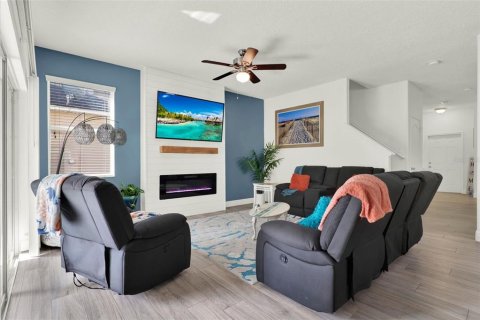 House in Winter Garden, Florida 6 bedrooms, 244.33 sq.m. № 1777026 - photo 8