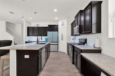 House in Winter Garden, Florida 6 bedrooms, 244.33 sq.m. № 1777026 - photo 16