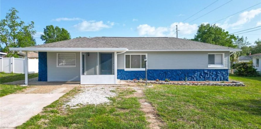 House in Beverly Hills, Florida 3 bedrooms, 133.04 sq.m. № 1918959