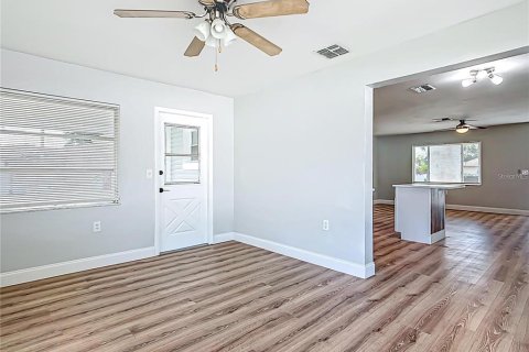 House in Beverly Hills, Florida 3 bedrooms, 133.04 sq.m. № 1918959 - photo 7
