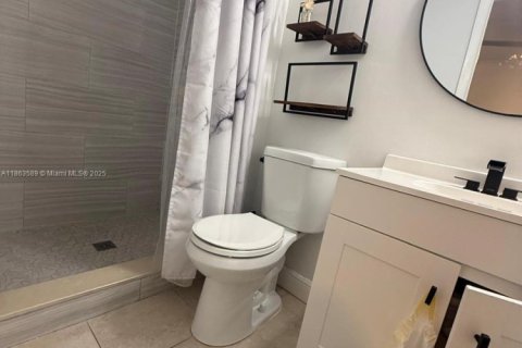 Casa en alquiler en Deerfield Beach, Florida, 3 dormitorios, 106.65 m2 № 1891358 - foto 17