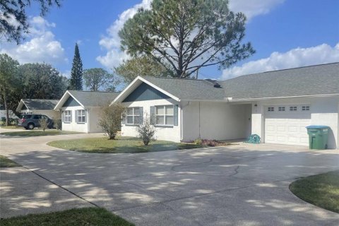 Commercial property in Clearwater, Florida 378.3 sq.m. № 1876700 - photo 5