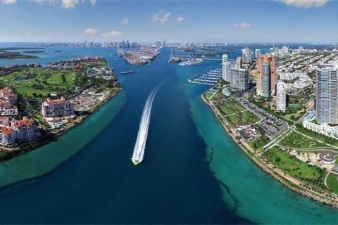 Copropriété à vendre à Miami Beach, Floride: 2 chambres, 95.32 m2 № 1943848 - photo 2