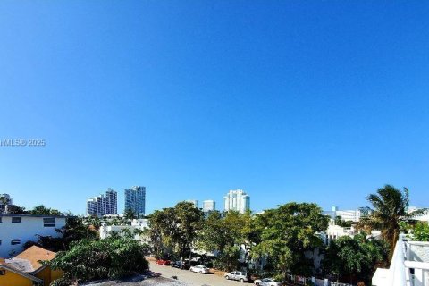 Copropriété à vendre à Miami Beach, Floride: 2 chambres, 95.32 m2 № 1943848 - photo 11