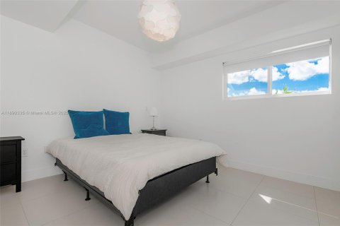 Condominio en venta en Miami Beach, Florida, 2 dormitorios, 95.32 m2 № 1943848 - foto 20