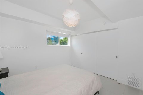 Condominio en venta en Miami Beach, Florida, 2 dormitorios, 95.32 m2 № 1943848 - foto 22