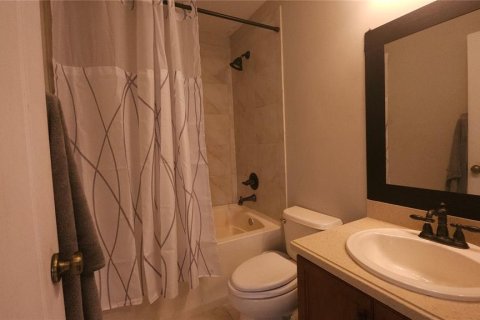 Townhouse in Riverview, Florida 3 bedrooms, 152.36 sq.m. № 1805780 - photo 20