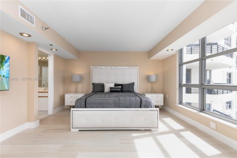 Condominio en venta en Aventura, Florida, 2 dormitorios, 128.21 m2 № 1991867 - foto 19