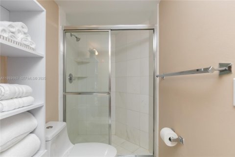 Condominio en venta en Aventura, Florida, 2 dormitorios, 128.21 m2 № 1991867 - foto 29