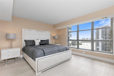 Condominio en venta en Aventura, Florida, 2 dormitorios, 128.21 m2 № 1991867 - foto 20