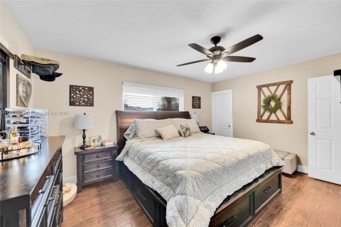 Casa en venta en Pembroke Pines, Florida, 3 dormitorios, 146.6 m2 № 1836589 - foto 26