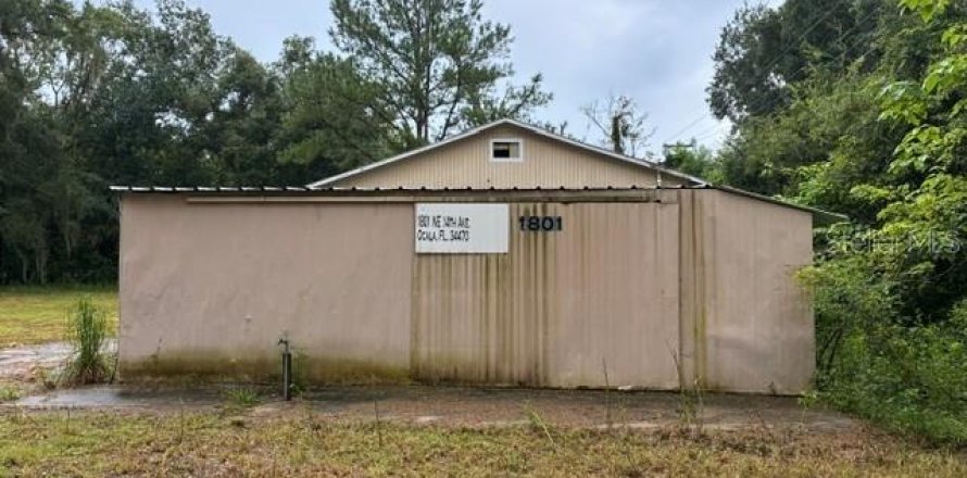 Commercial property in Ocala, Florida 67.73 sq.m. № 2385983
