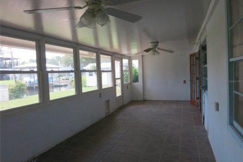 Casa en venta en Crystal River, Florida, 3 dormitorios, 187.76 m2 № 1870801 - foto 10